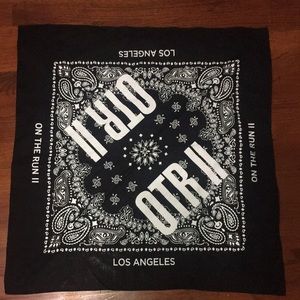 On The Run II - LA Bandana